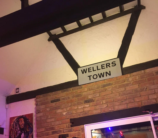 WELLERS TOWN: Sweatshirt Inspired by The Jam, Paul Weller, Black Barn Studios & Football. SOUND IS COLOUR